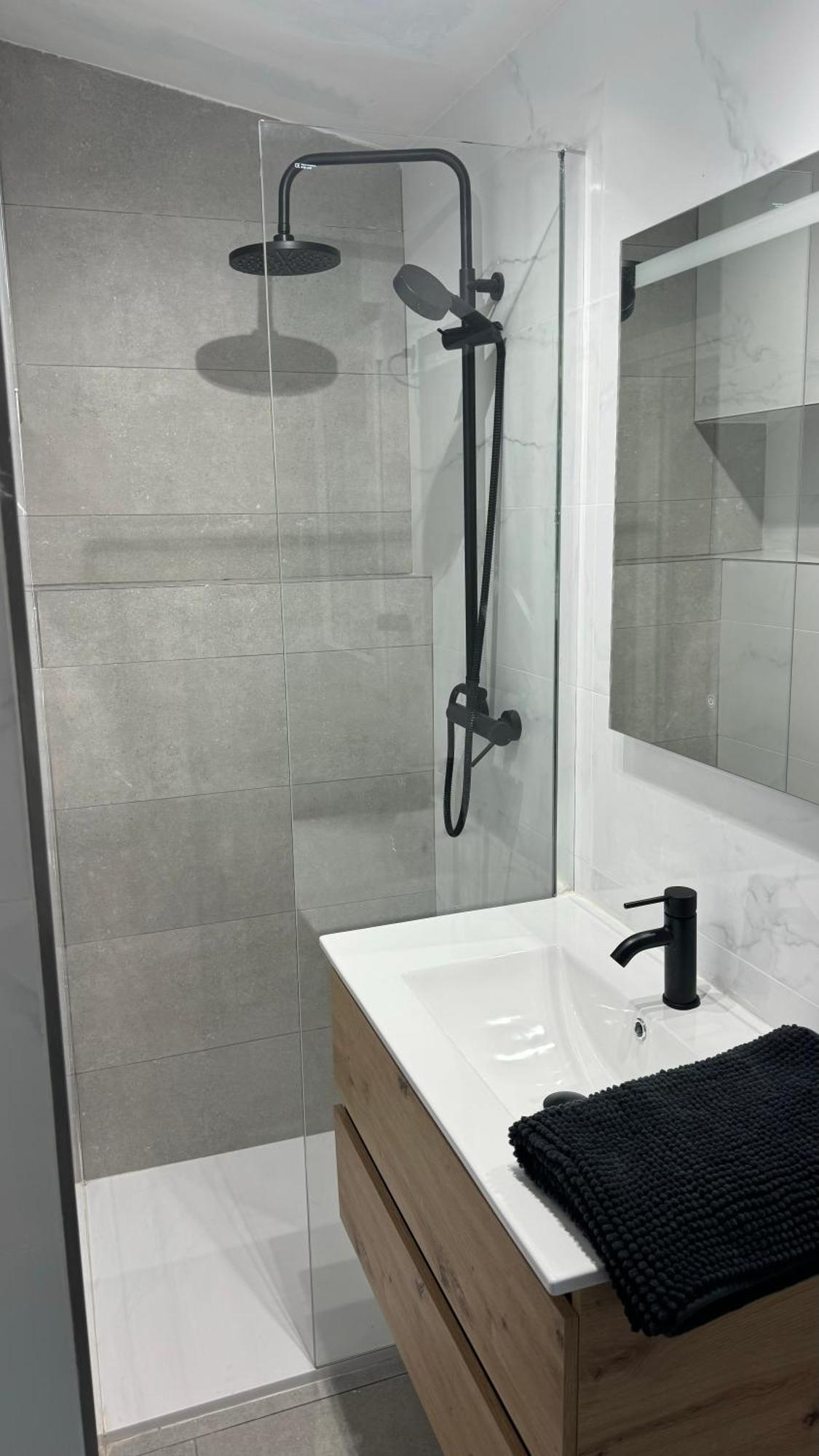 Apartament Precioso Atico Con Terraza En Centro De